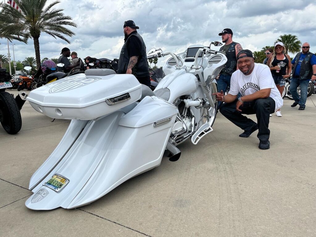 Show Stopper Legacy Bagger Kit – CylentCycles | Custom Bagger Bags